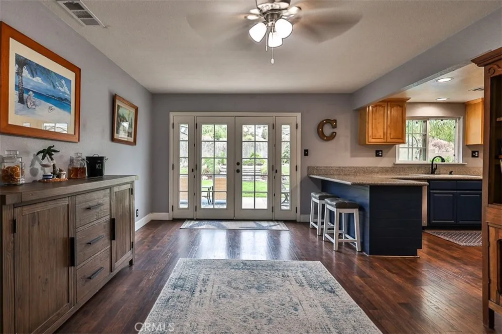 1421 E 15th Upland, CA 91786