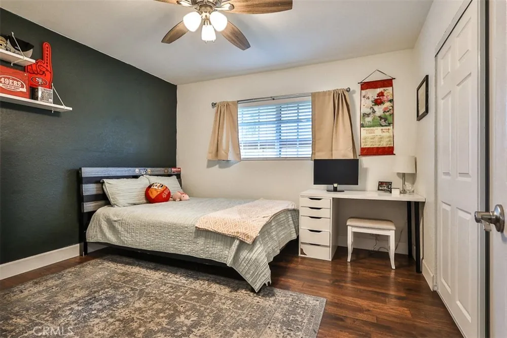 1421 E 15th Upland, CA 91786