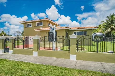 17135 NW 19th Ave