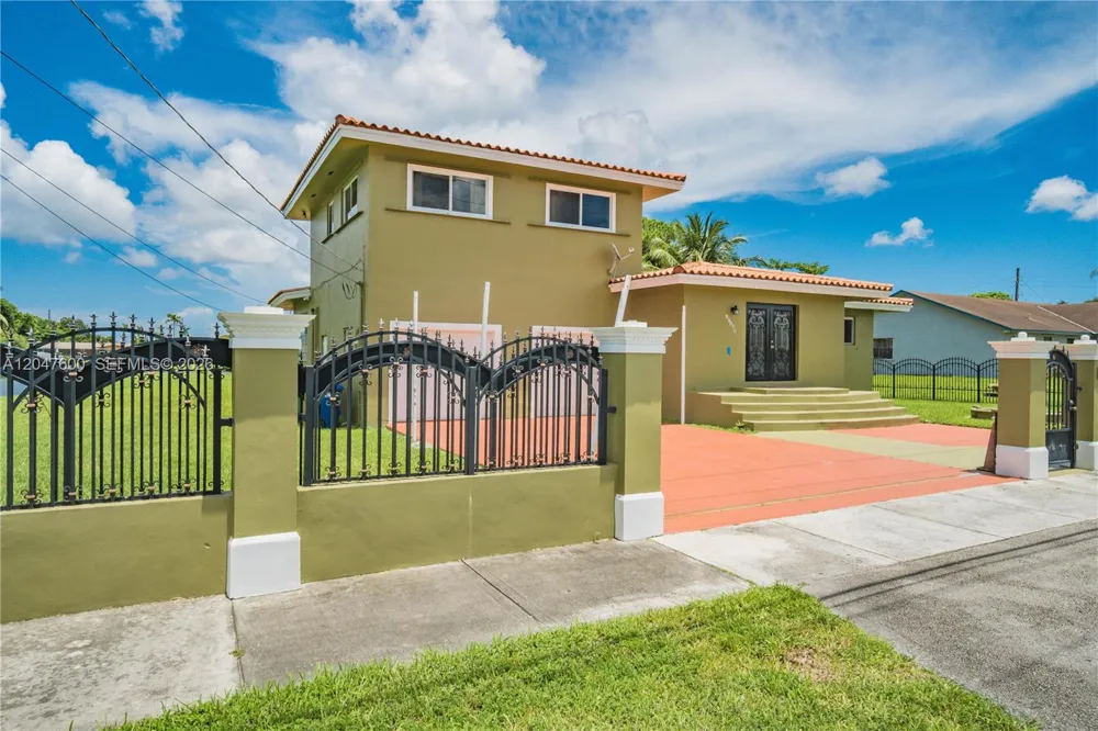 17135 NW 19th Ave Miami Gardens, FL 33056