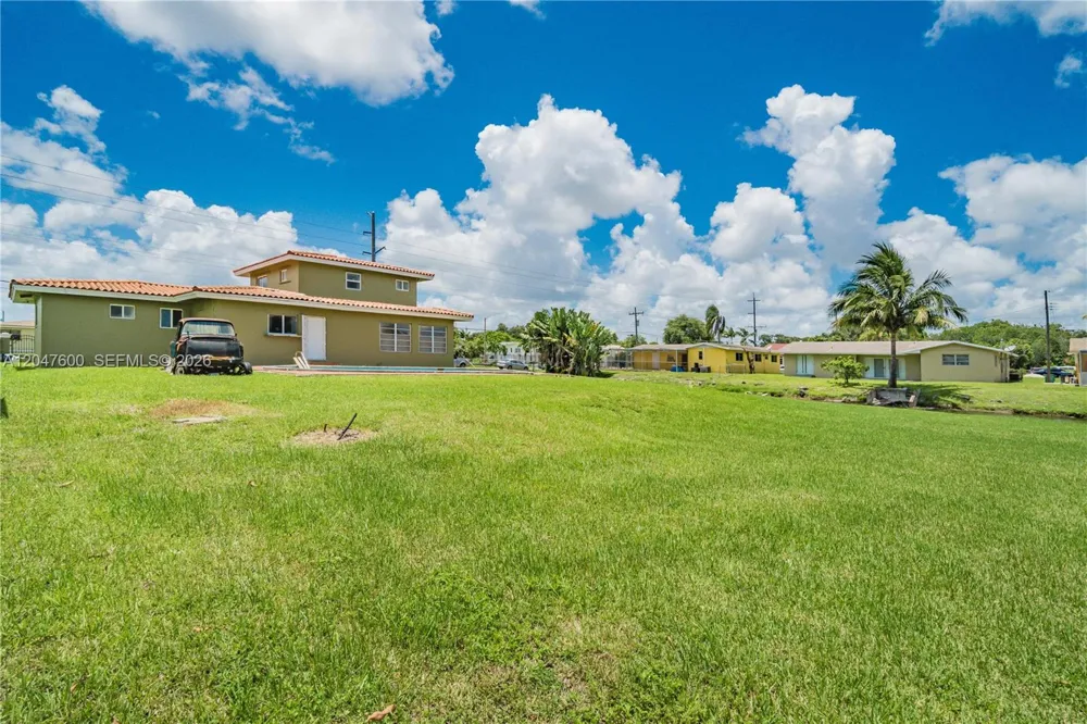 17135 NW 19th Ave Miami Gardens, FL 33056