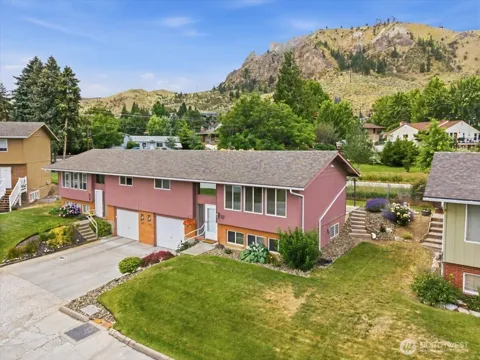 1100 Vista Place #U