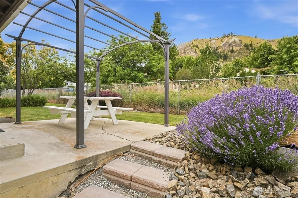 1100 Vista Place #U Wenatchee, WA 98801