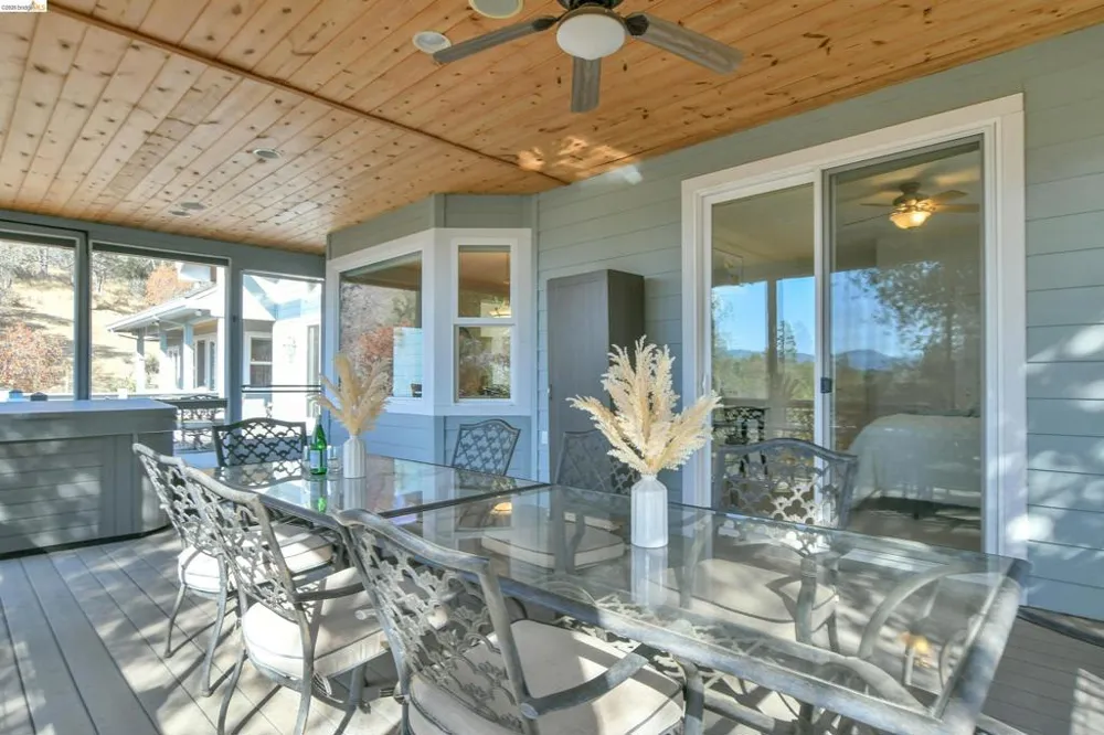 16096 Parkridge Ave Sonora, CA 95370