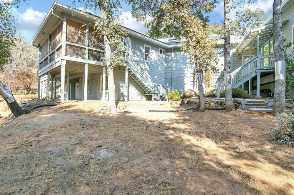 16096 Parkridge Ave Sonora, CA 95370