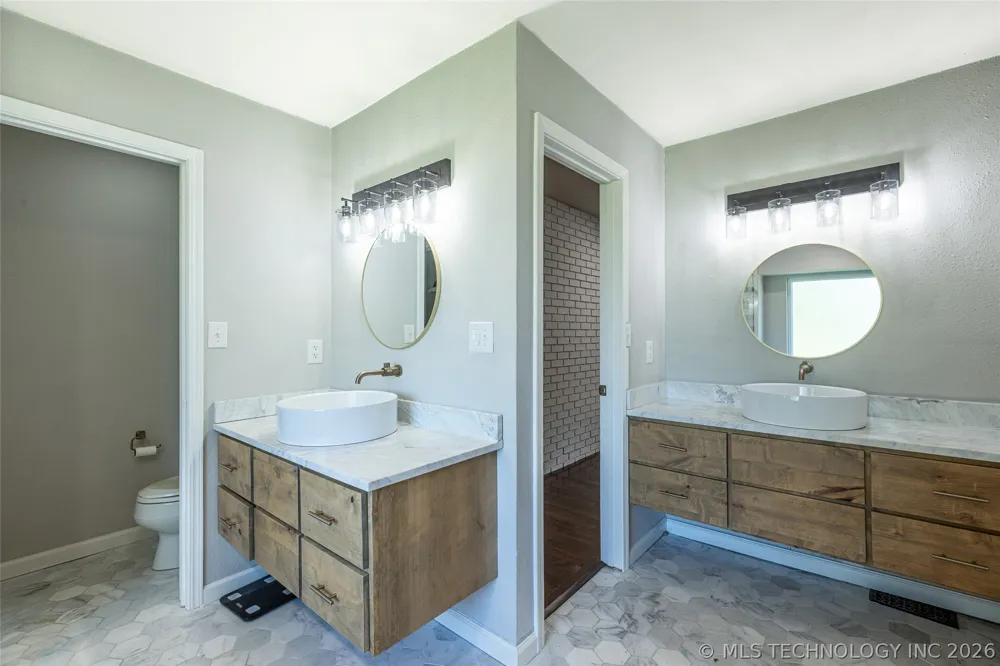 416 Timbercrest Road Catoosa, OK 74015