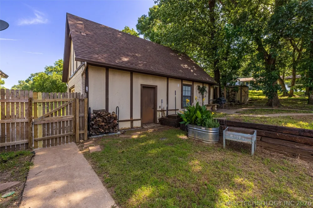 416 Timbercrest Road Catoosa, OK 74015