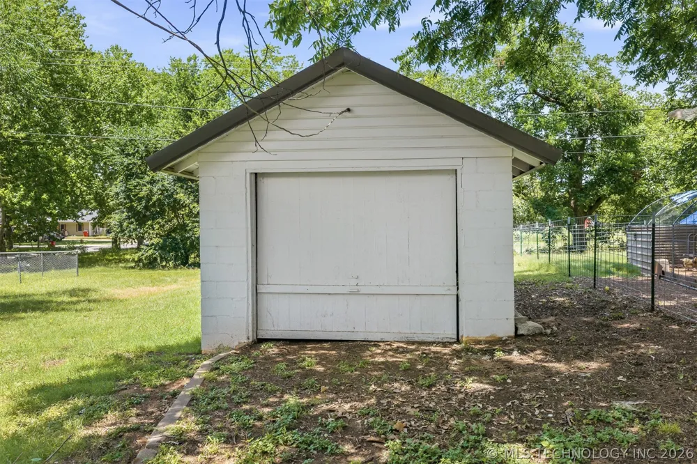 510 E A STREET Waurika, OK 73573