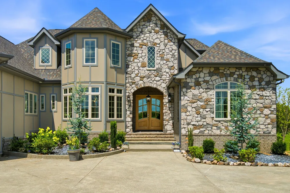 4940 Albert Fentress Rd Greenbrier, TN 37073