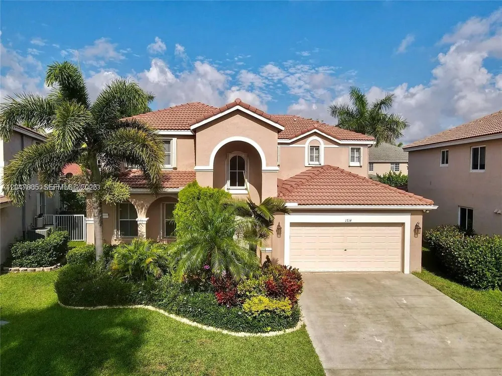 1714 Royal Grove Way #- Weston, FL 33327