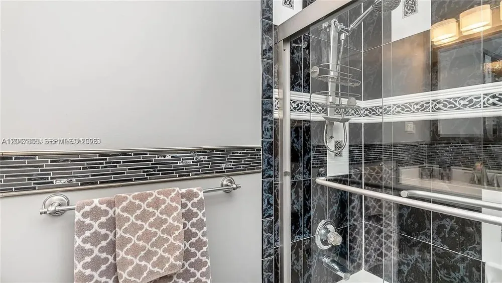 1714 Royal Grove Way #- Weston, FL 33327