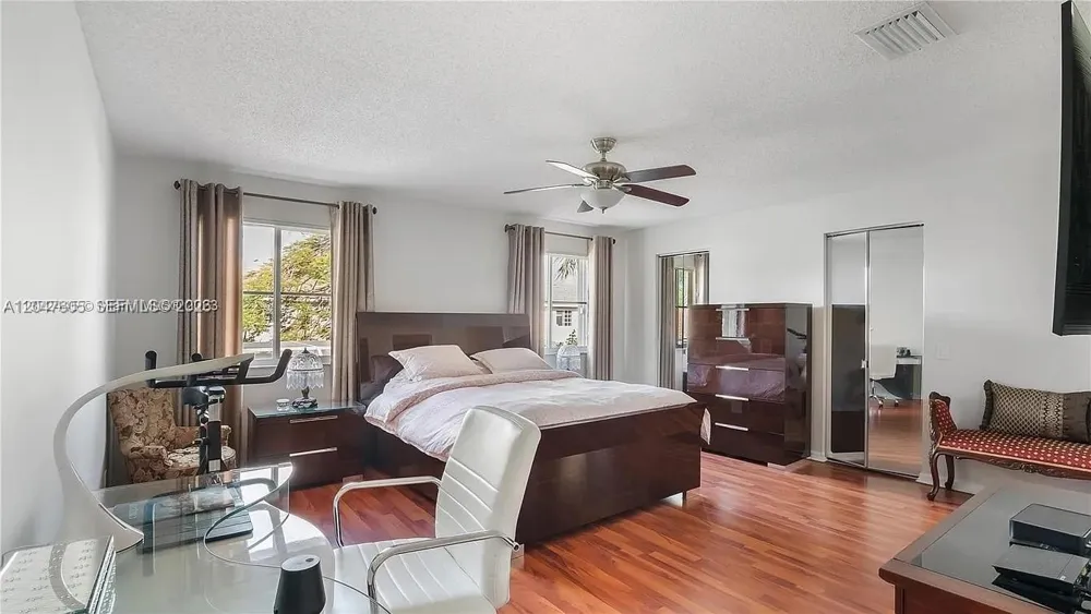 1714 Royal Grove Way #- Weston, FL 33327