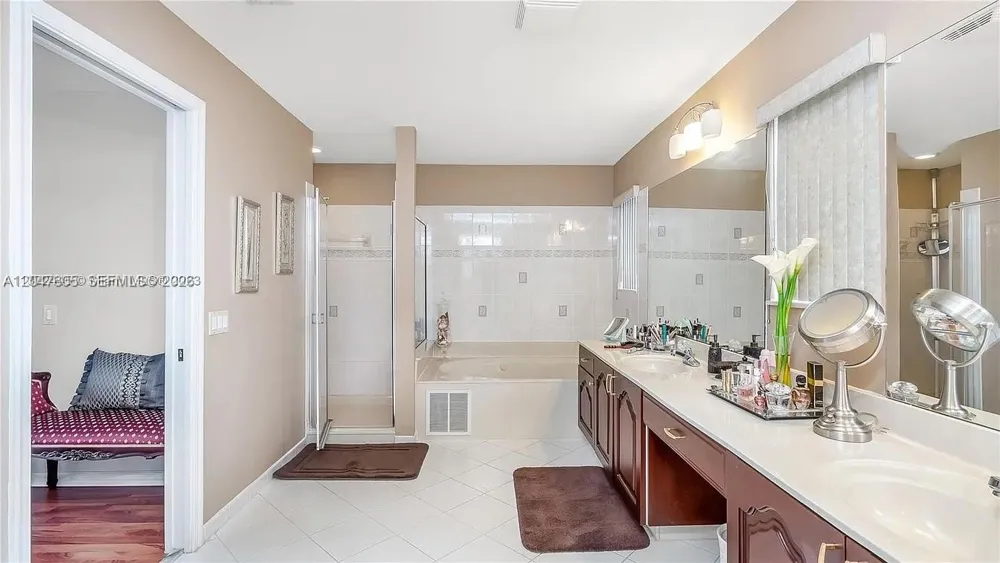 1714 Royal Grove Way #- Weston, FL 33327