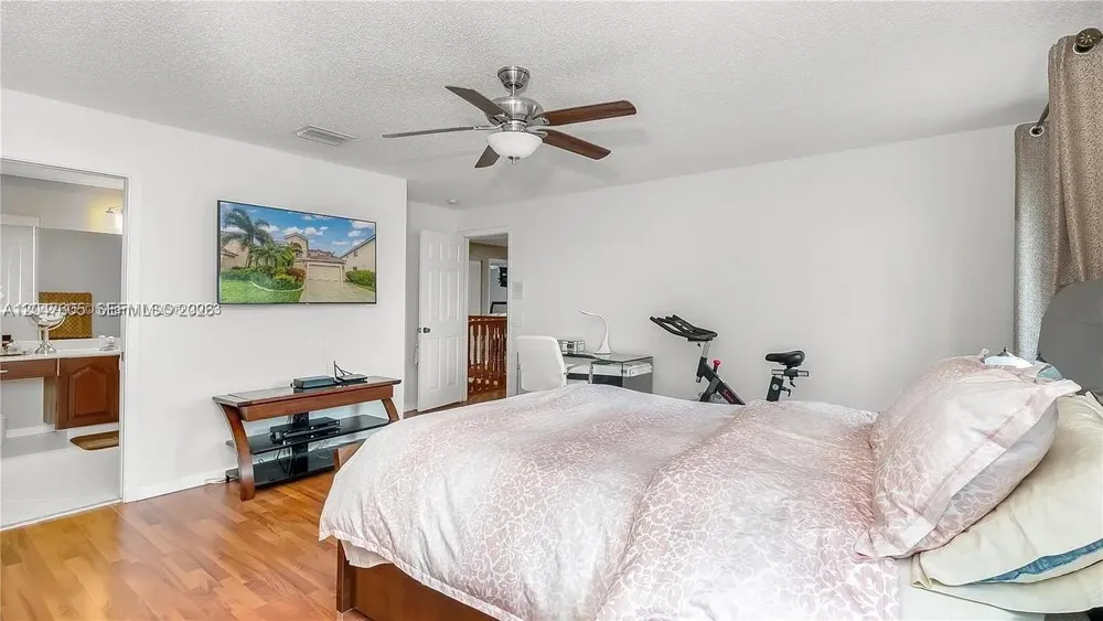 1714 Royal Grove Way #- Weston, FL 33327