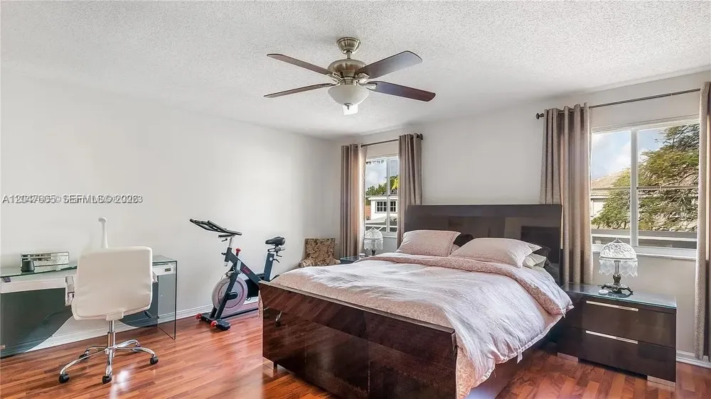 1714 Royal Grove Way #- Weston, FL 33327