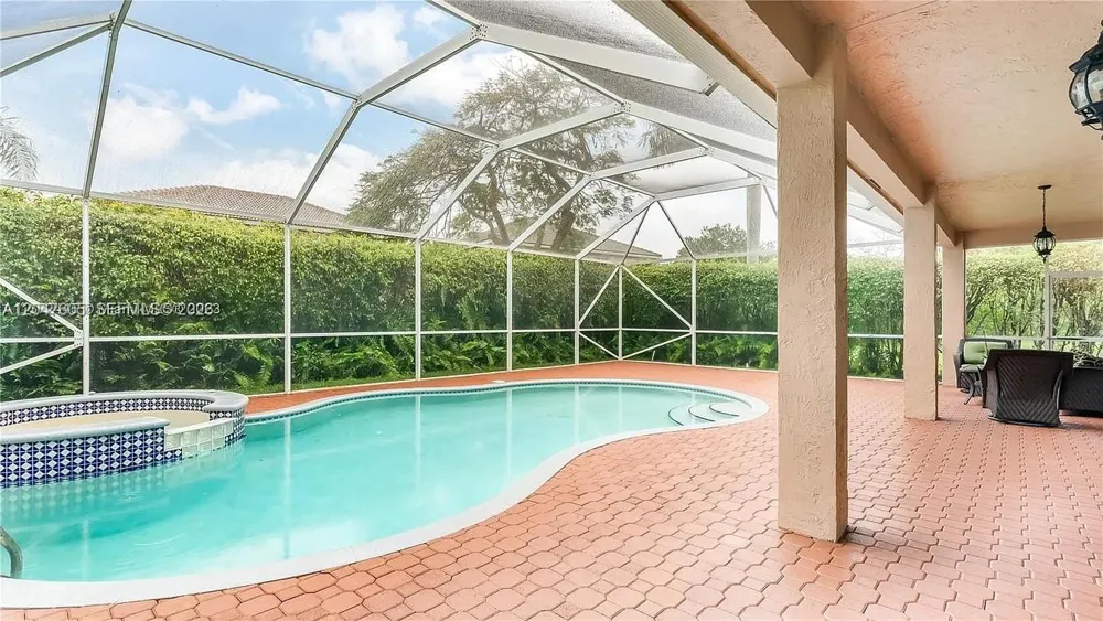 1714 Royal Grove Way #- Weston, FL 33327