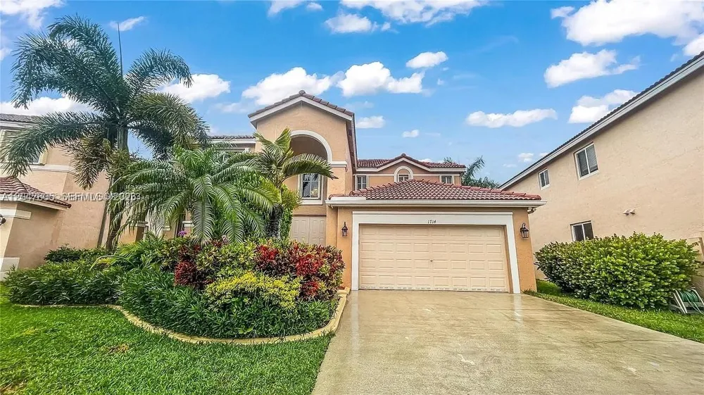 1714 Royal Grove Way #- Weston, FL 33327