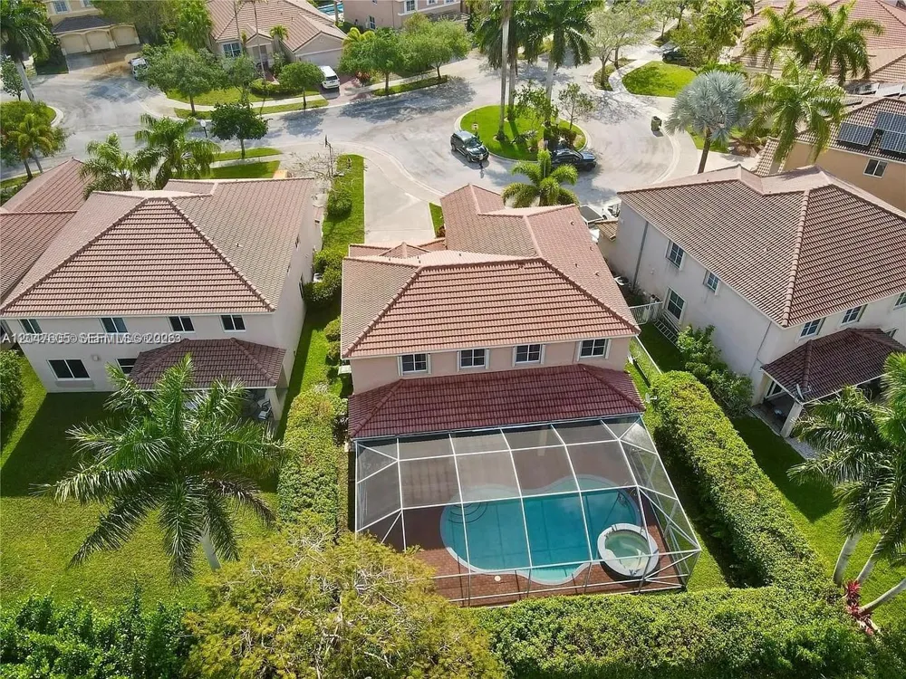 1714 Royal Grove Way #- Weston, FL 33327
