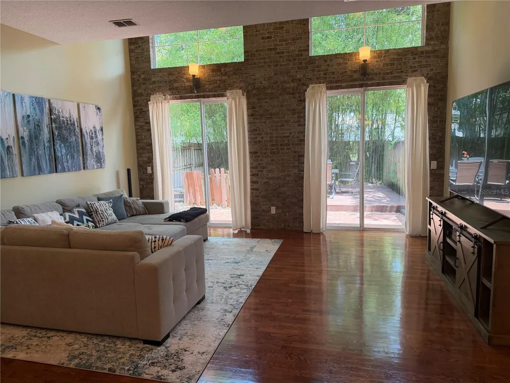 1009 ELMWOOD STREET #1009 Orlando, FL 32801