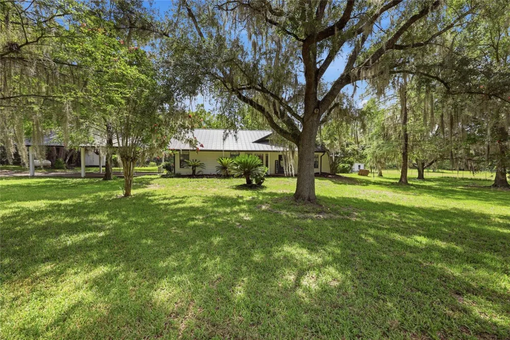 22929 E COUNTY ROAD 1474 Hawthorne, FL 32640