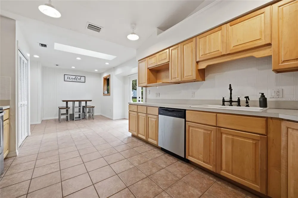 22929 E COUNTY ROAD 1474 Hawthorne, FL 32640