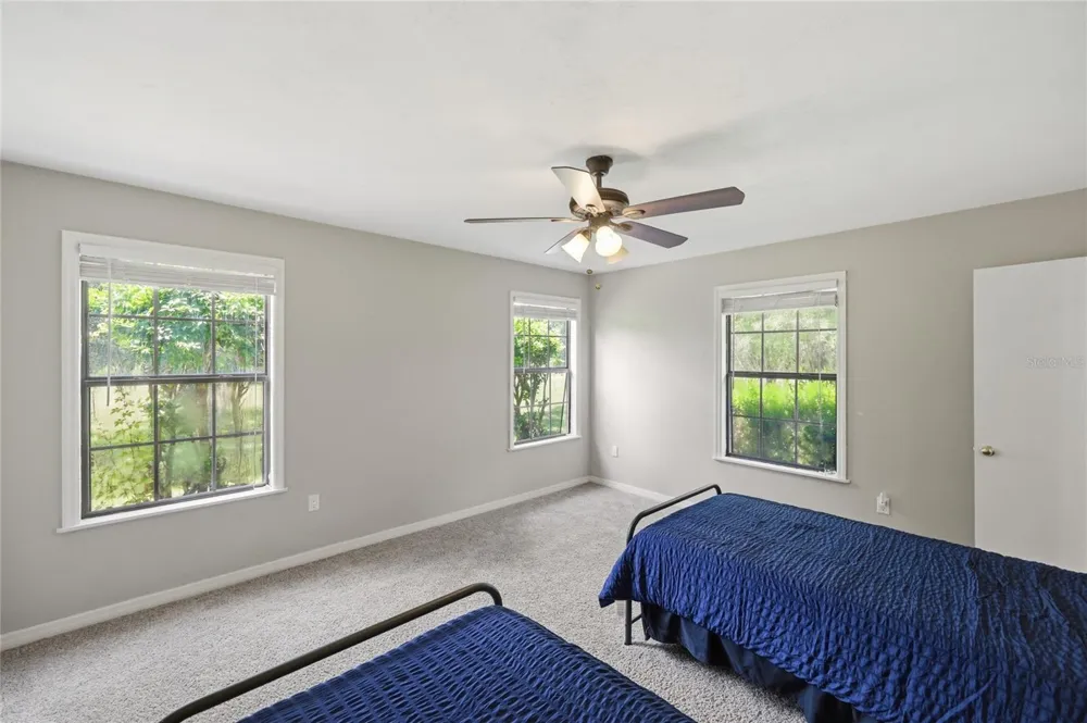 22929 E COUNTY ROAD 1474 Hawthorne, FL 32640