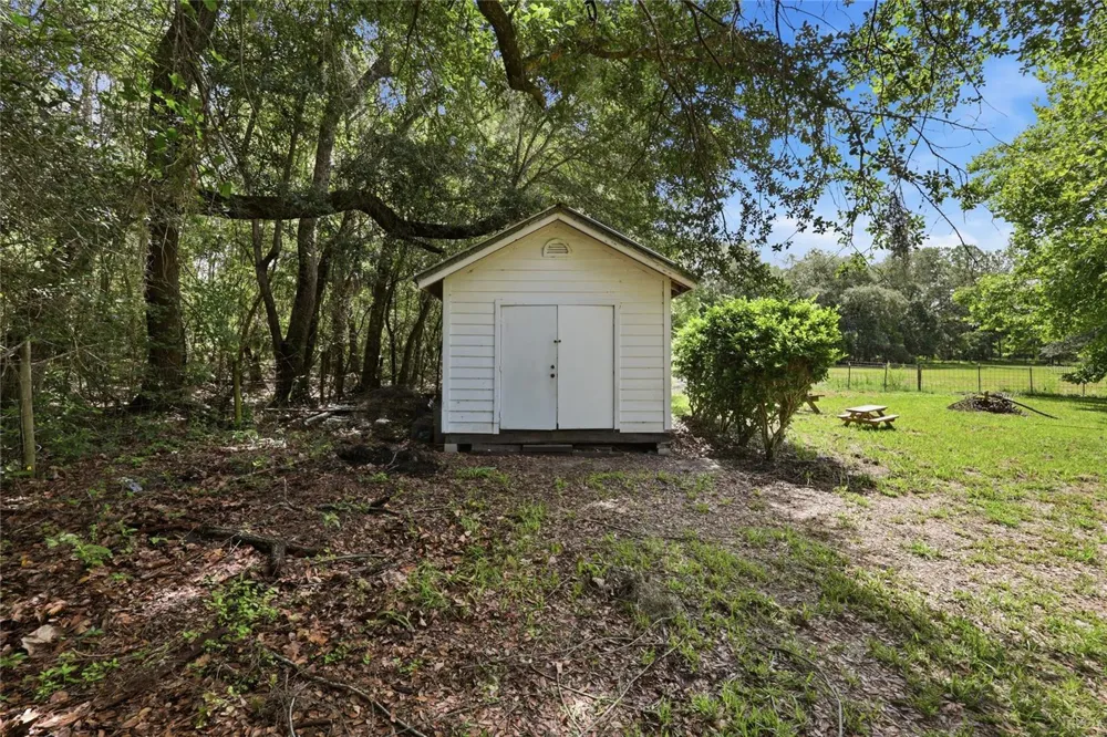 22929 E COUNTY ROAD 1474 Hawthorne, FL 32640
