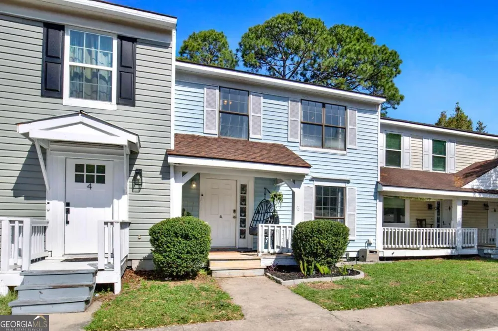 912 Pineland AVE Hinesville, GA 31313
