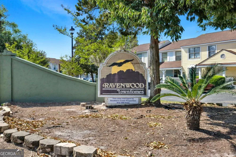 912 Pineland AVE Hinesville, GA 31313