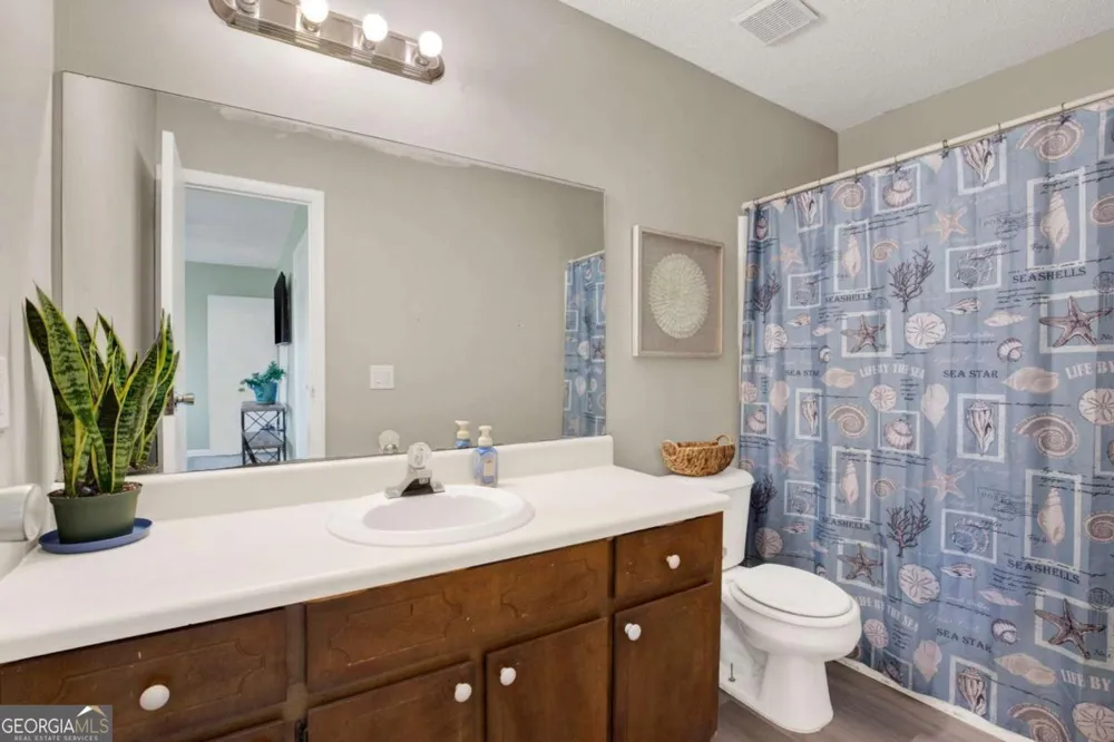 912 Pineland AVE Hinesville, GA 31313