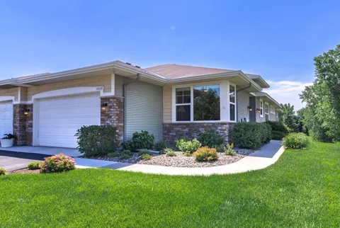 10709 Kingsfield Lane