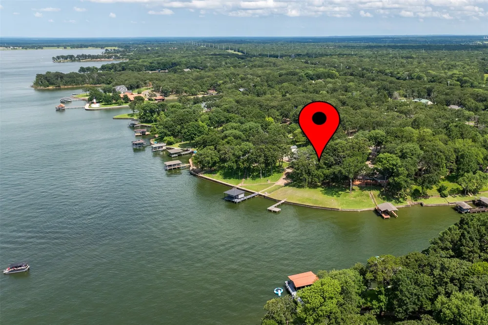 109 Lakeside Lane Streetman, TX 75859