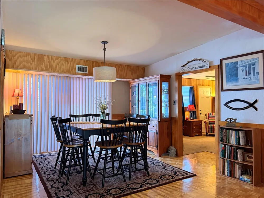 721 Santa Anita Drive Kingsville, TX 78363