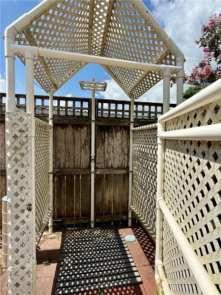 721 Santa Anita Drive Kingsville, TX 78363