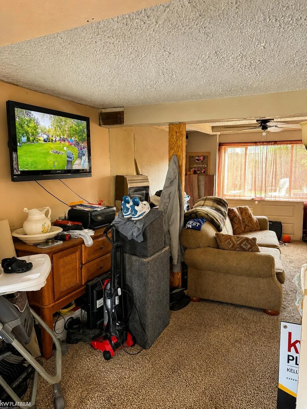26148 Lamour Street Harrison Charter Township, MI 48045