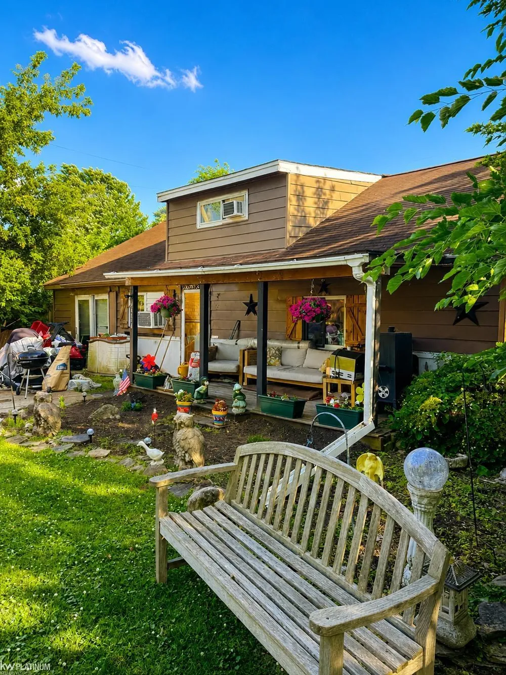 26148 Lamour Street Harrison Charter Township, MI 48045