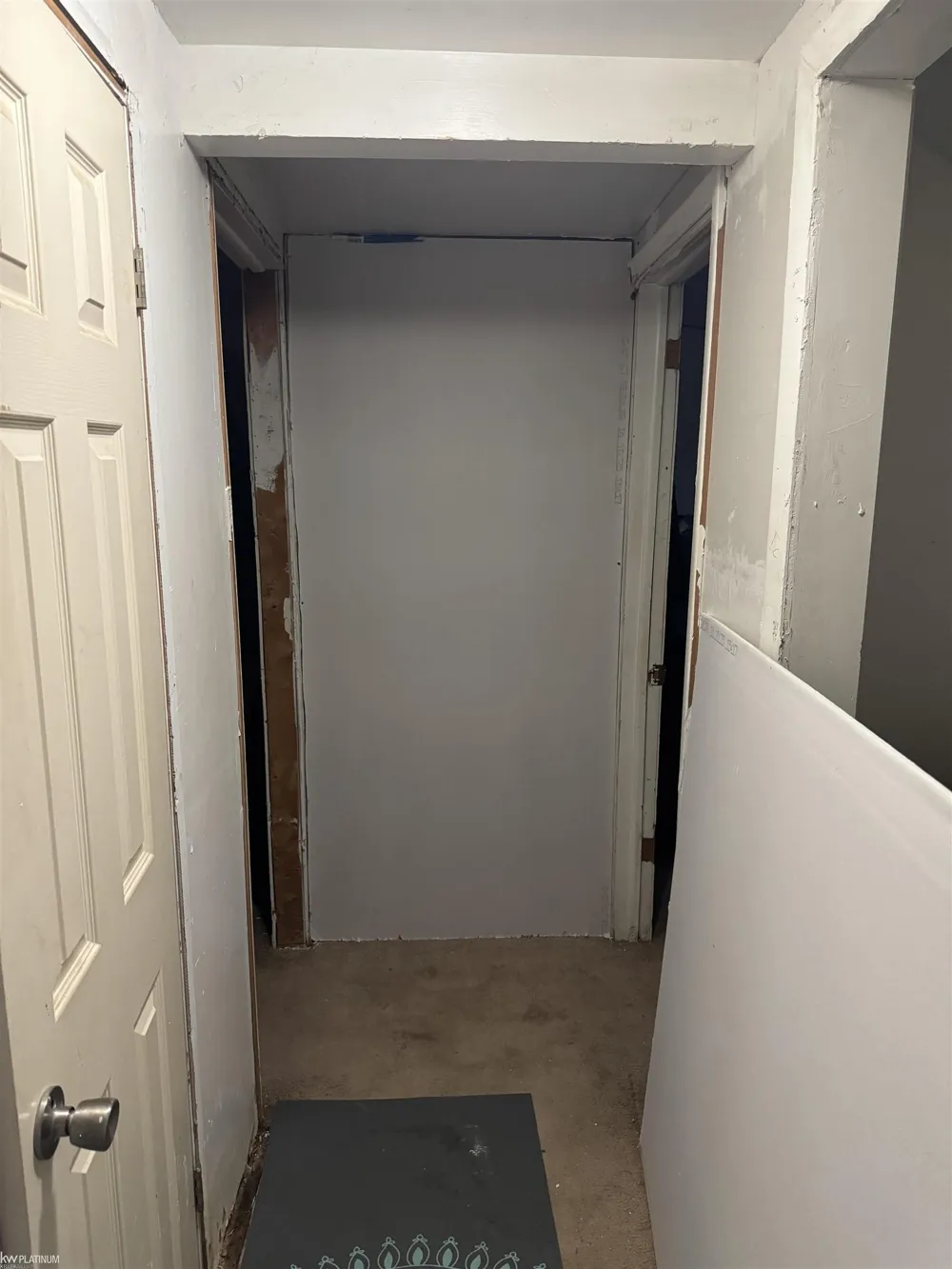 26148 Lamour Street Harrison Charter Township, MI 48045