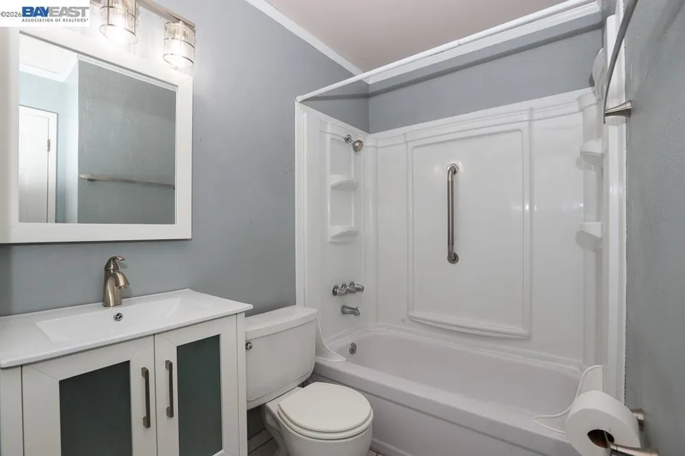 3345 Oakwood Place Redding, CA 96001