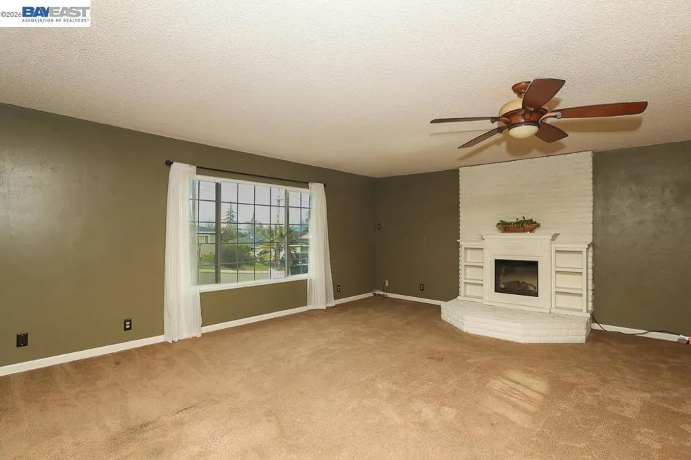 3345 Oakwood Place Redding, CA 96001