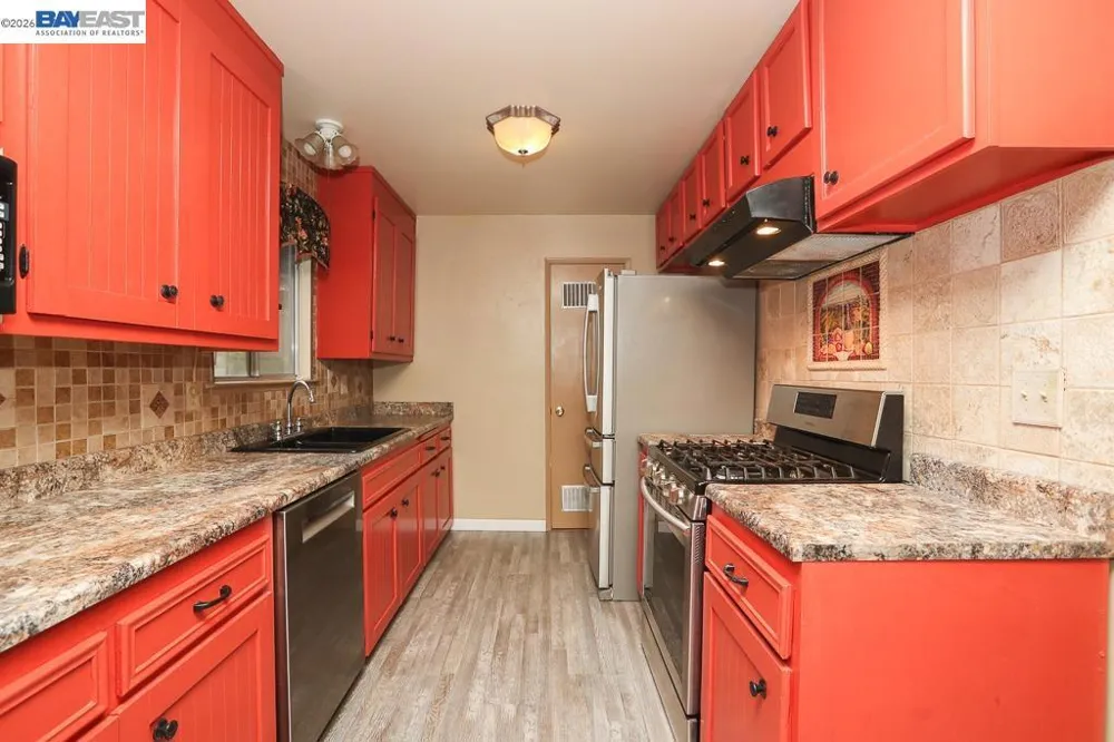 3345 Oakwood Place Redding, CA 96001