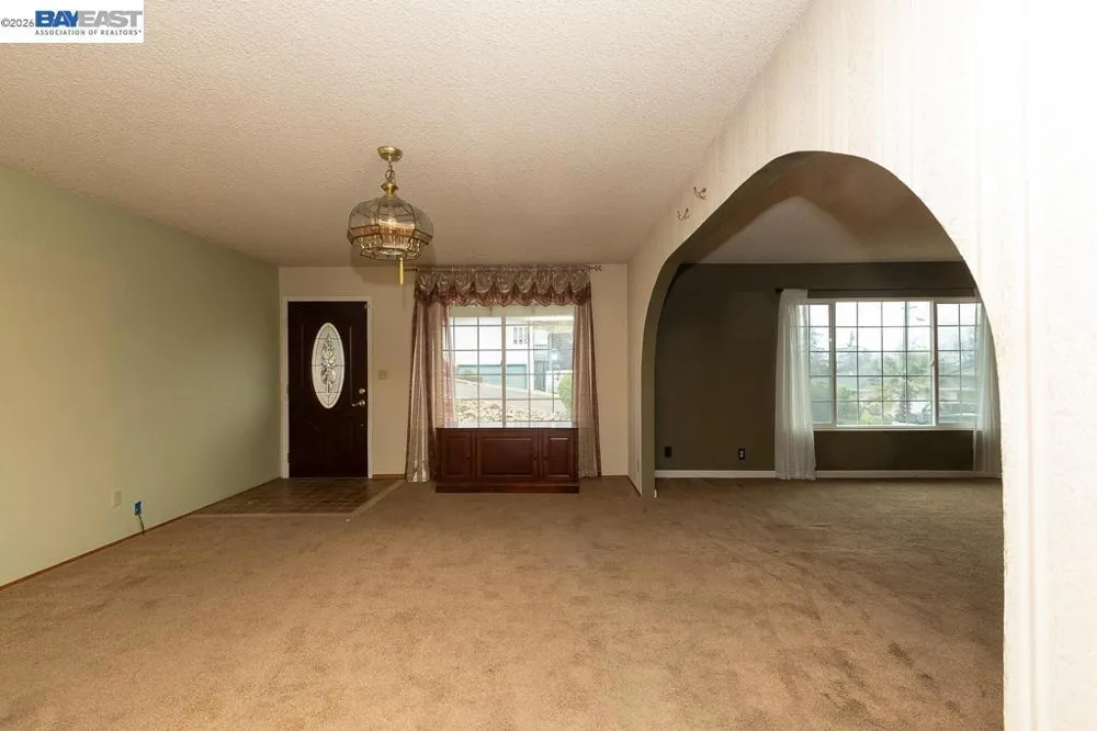 3345 Oakwood Place Redding, CA 96001