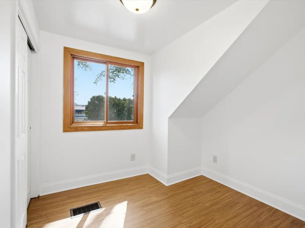 124 Roselawn Street Algonac City, MI 48001