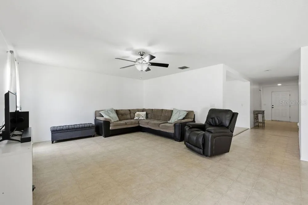 11018 RUNNING PINE DRIVE Riverview, FL 33569
