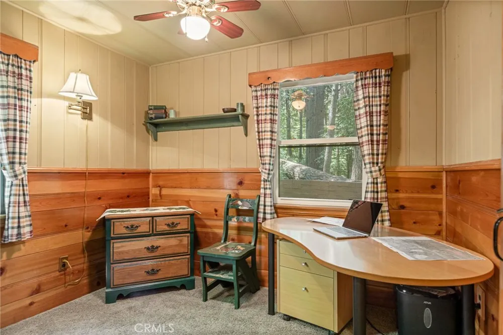 667 Dogwood Cyn Blue Jay, CA 92317