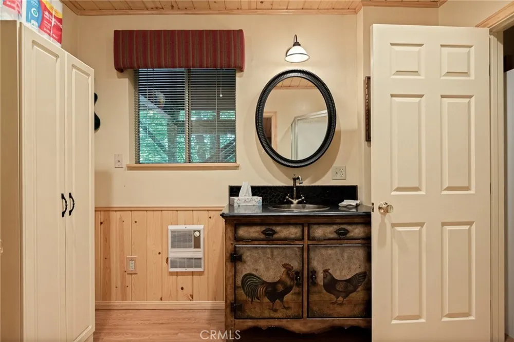 667 Dogwood Cyn Blue Jay, CA 92317