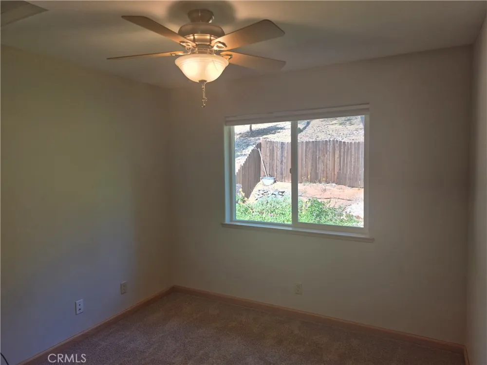 14274 Regina Way Cobb, CA 95426