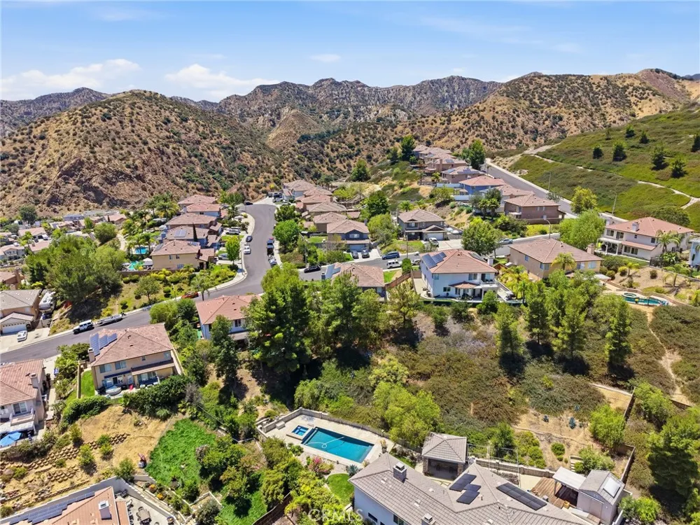 32636 Sierra Oak Castaic, CA 91384