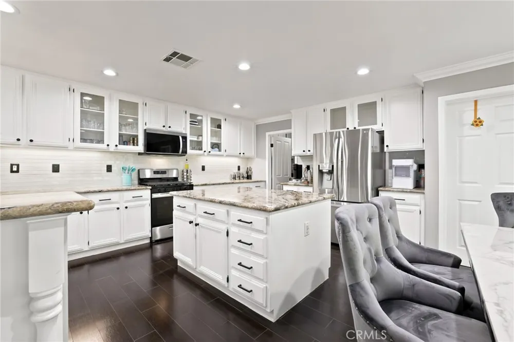 32636 Sierra Oak Castaic, CA 91384