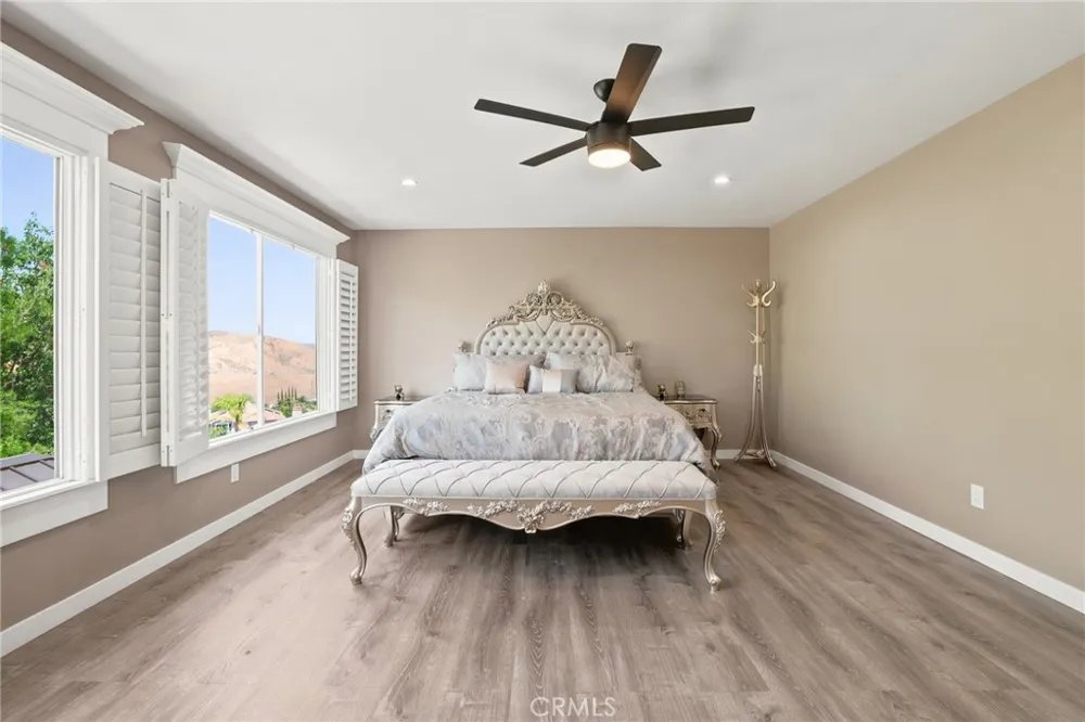32636 Sierra Oak Castaic, CA 91384