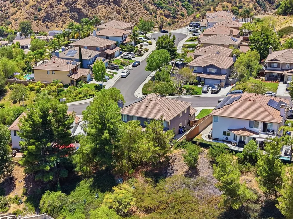 32636 Sierra Oak Castaic, CA 91384